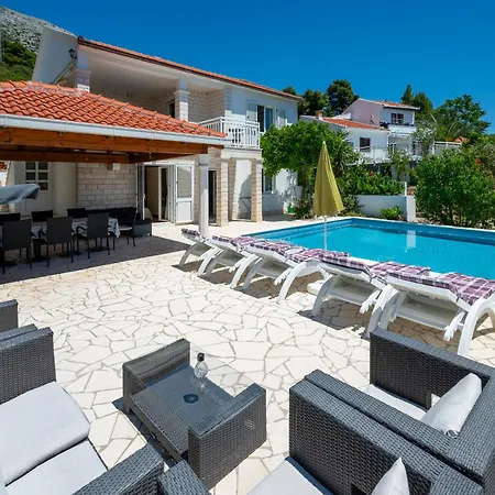 Σπίτι διακοπών Perna