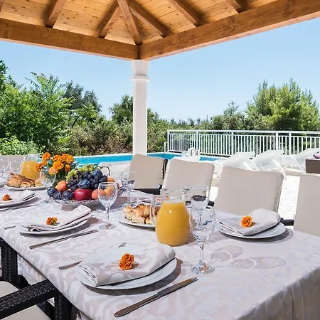 Holiday home Holiday Villa Perna *